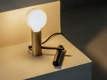 NUDE-Table-lamp-LEDS-C4-569853-reled9444bc.jpg