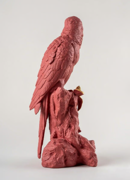ARA-RED-AND-GOLD-Lladró-639380-rela27272a5.jpg