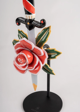 PUGNALE-E-ROSA-Lladró-639172-relc74a967b.jpg