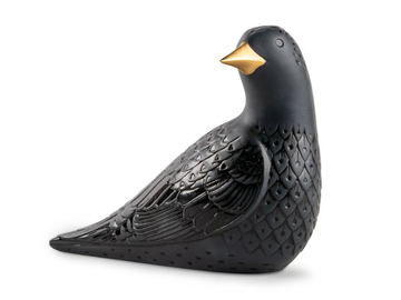storno-ii-porcelain-decorative-object-lladro-631928-relfae76c4c.jpg