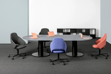 FOLLOW-MEETING-LARGE-Mara-604627-rel98d9c034.jpg