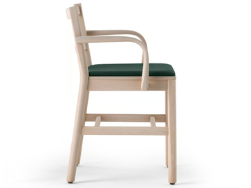 JULIE-Chair-with-integrated-cushion-Trabaldo-390419-relc22f46c5.jpg