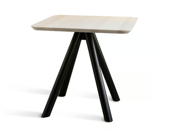 aky-square-table-trabaldo-344844-reldd584a18.jpg