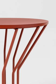 jump-round-coffee-table-trabaldo-566350-relb77cff31.jpg