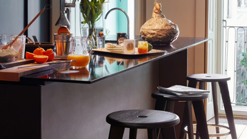 TABOURET-HAUT-Vitra-26036-relbb673bd4.jpg