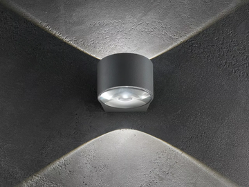 LENS-Outdoor-wall-lamp-AiLati-470612-rel1f757870.jpg