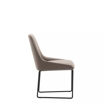 alya_andreu_world_SI1553_chair_3.webp