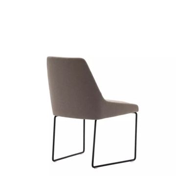 alya_andreu_world_SI1553_chair_4.webp
