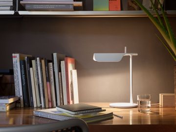 tab-t-white-table-barber-osgerby-flos-02.jpg