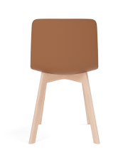 4222_pato-wood-base-chair_104-51307_oak-lacquered-leather-omni-307-cognac_v3
