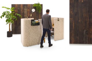 landscapem-HUGG-Duo-desk-S-ZINN-Multi.jpg