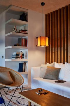 marset_lr_mvv_by-the-sofa-800x1200.jpg