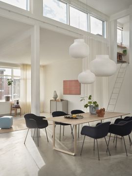 22975-en-strand-o80-o60-o45-fiber-armchair-tube-anthracite-black-balder-792-70-70-255x108-oak-sand-enfold-oak-grey-ply-170x240-burnt-orange-echo-steelcut-820-muuto-org.tif
