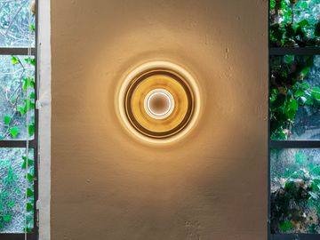 CURLINGWallMglassnewsilverfront200211RGB72dpi2000x1500pxjpg