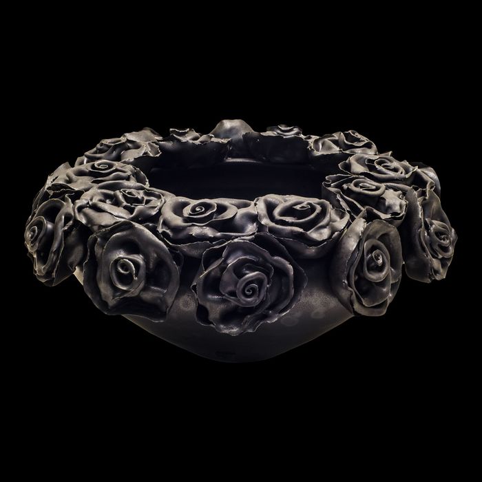 BLACK ROSIS