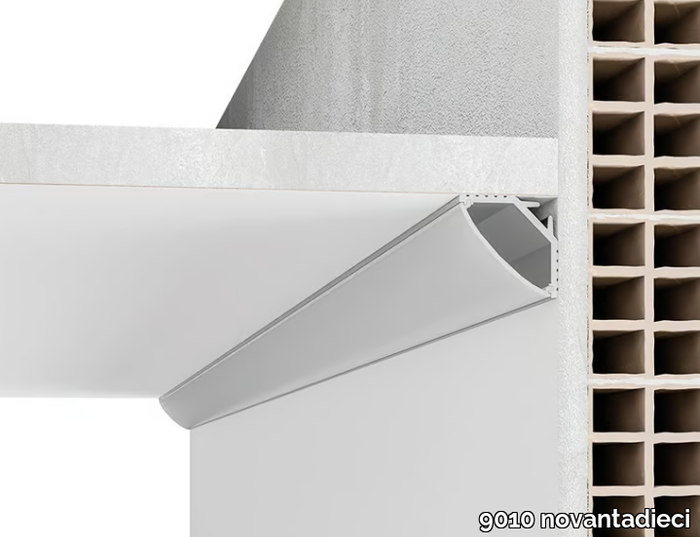 P018 - Alumite® linear lighting profile _ 9010 novantadieci