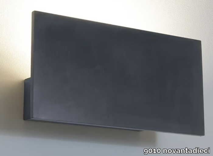 1090-Outdoor-wall-lamp-9010-novantadieci-409106-relcc28c1a4.jpg