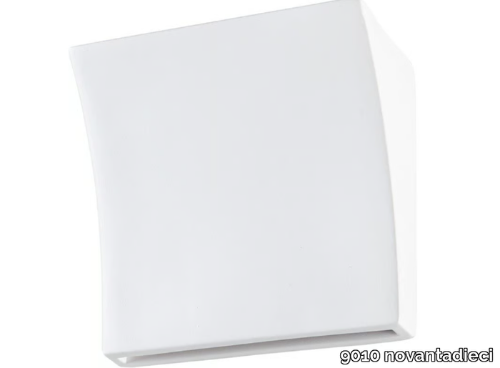 2012-Wall-lamp-9010-novantadieci-408827-rel50c9d43b.jpg