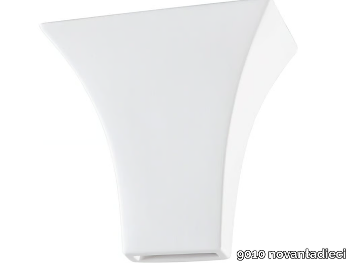 2013-Wall-lamp-9010-novantadieci-408831-reld1e59561.jpg