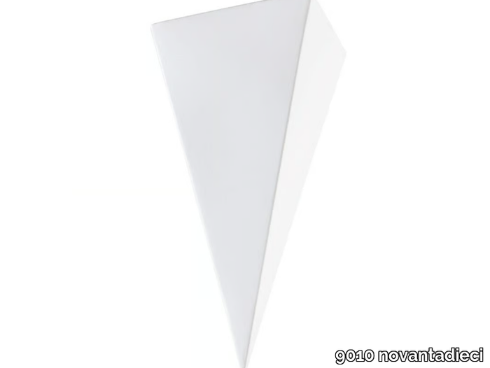 2396-Wall-lamp-9010-novantadieci-408907-rele15421aa.jpg
