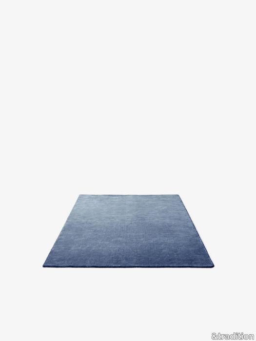 Moor_Rug_AP5-Grey-Thunder.jpg
