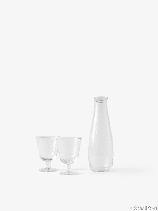 Collect-Wine-glass-SC79_Collect-Carafe-SC62_Clear.jpg