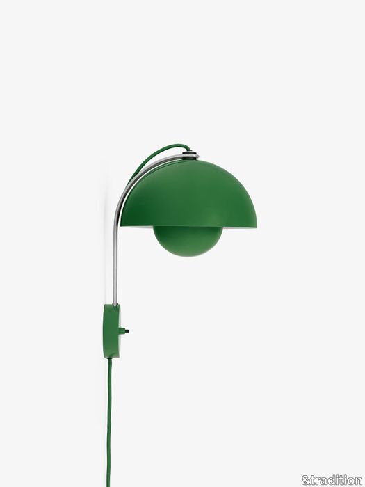 Flowerpot-VP8_Signal-Green_side_off_cable.jpg