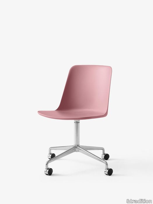 Rely-HW21_Soft-Pink-w.-Polished-Aluminium-base.jpg