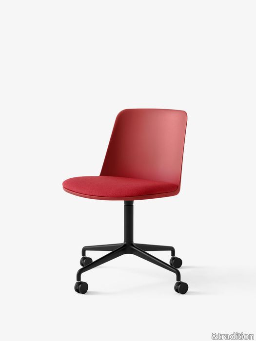 Rely-HW22_Vermillion-Red-Hallingdal-680-w.-Black-base.jpg