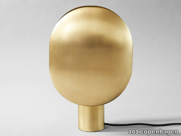 CLAM - LED brass table lamp _ 101 copenhagen