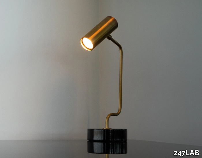 KYLE TV - LED brass table lamp _ 247LAB