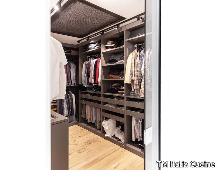 d90-walk-in-wardrobe-tm-italia-cucine-579213-rel42872687.jpg