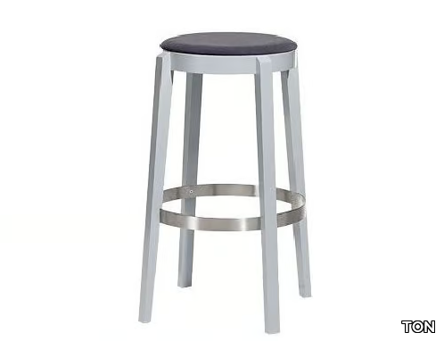 PUNTON - Wooden stool _ TON