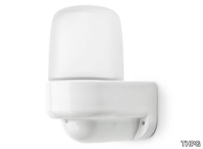 LINDNER SAUNA - 139634 - Frosted glass wall lamp with fixed arm _ THPG