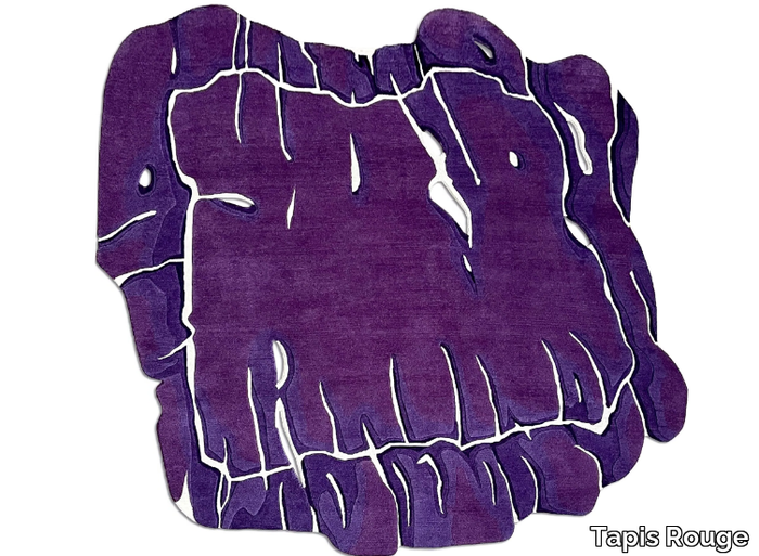 VIOLA - Unusual shape hand-knotted rug _ Tapis Rouge