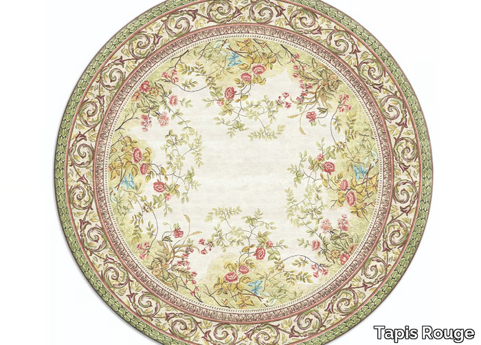 rosemont-circle-tapis-rouge-distribution-424617-rel9dd45393.jpg