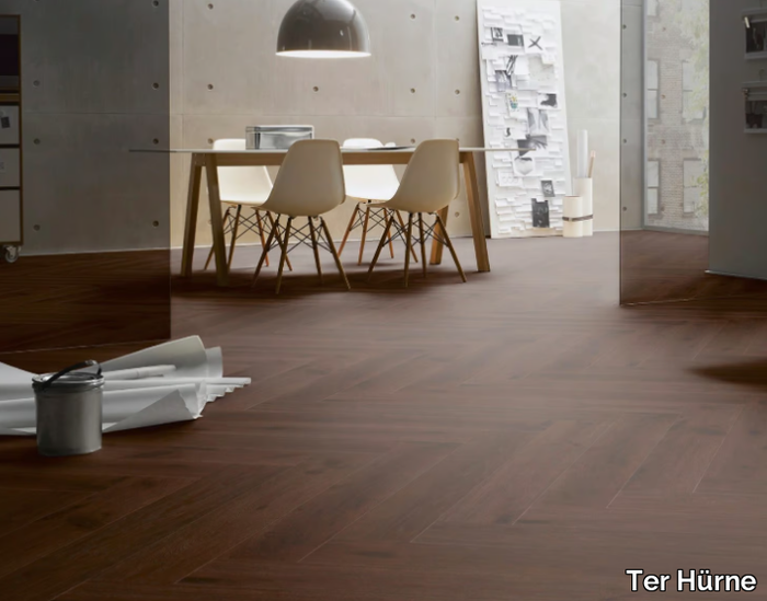 M06 OAK RED BROWN - 3 layers oak parquet _ Ter Hürne