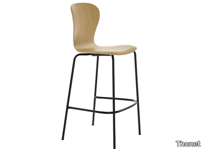 S 220 H - High oak stool with footrest _ Thonet