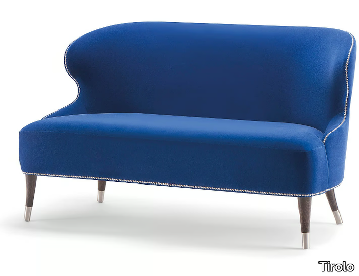 small-sofa-tirolo-391956-rel25fe8805.jpg
