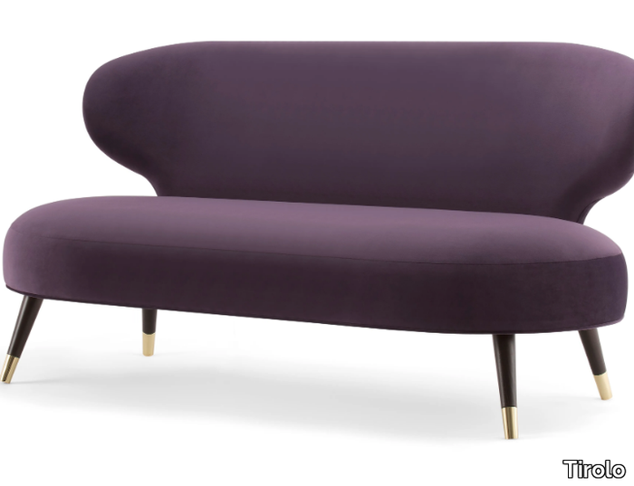 small-sofa-tirolo-392209-rel167cc98c.jpg