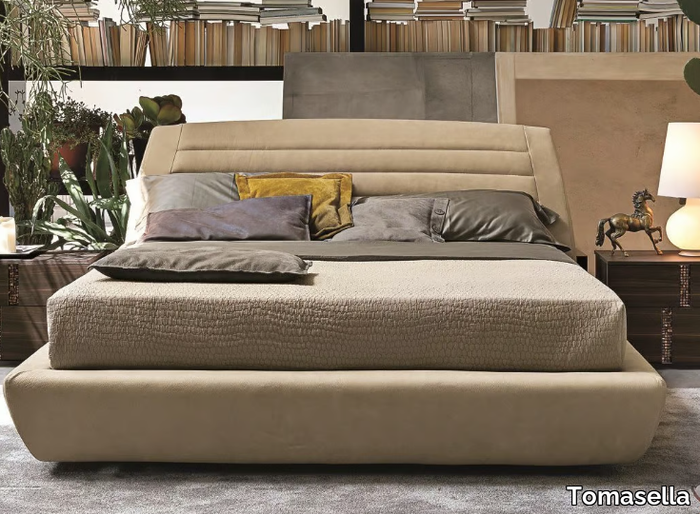 SEVILLE - Upholstered leather double bed _ Tomasella