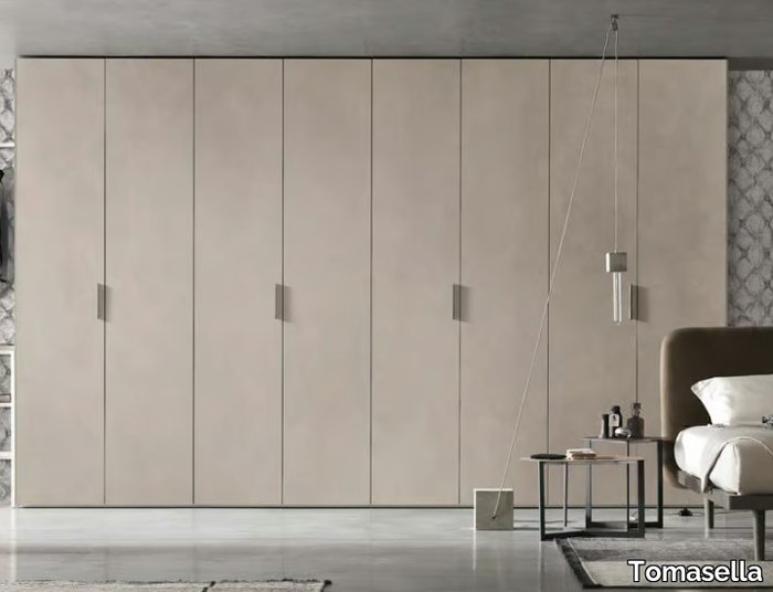 LISCIA-Lacquered-wardrobe-Tomasella-Ind-Mobili-343048-reldca0dc6a.jpg