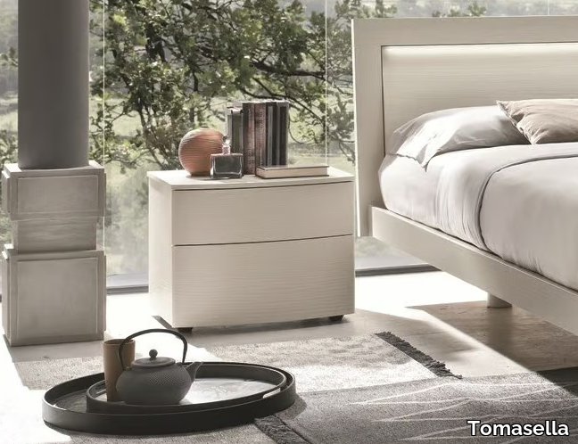 lacquered-bedside-table-tomasella-ind-mobili-343170-rel886f14f1.jpg