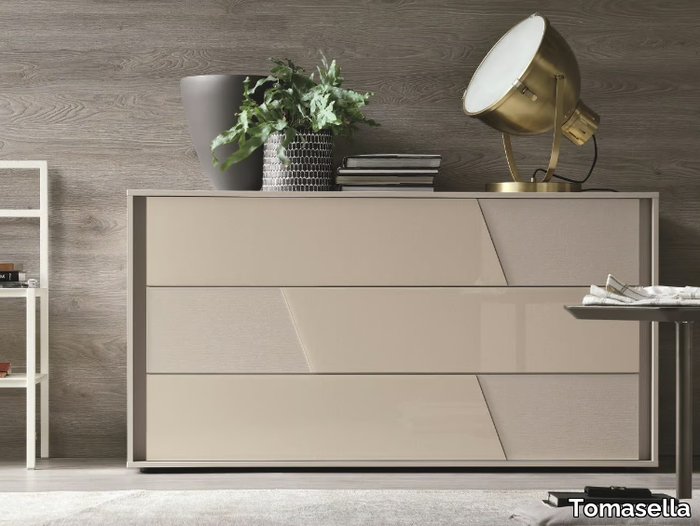 lacquered-chest-of-drawers-tomasella-ind-mobili-342948-rel8fb746af.jpg