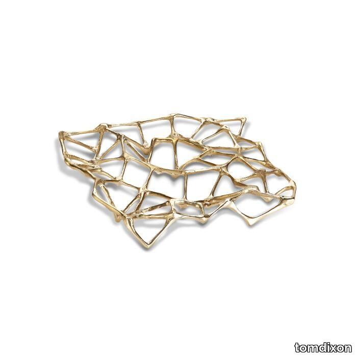 bot01b_bone_trivet_brass_main.jpg