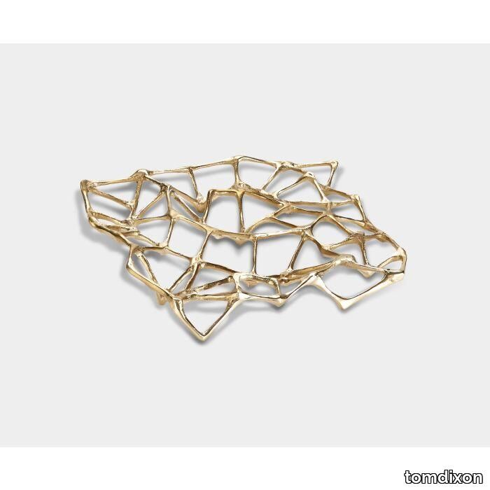 bot01b_bone_trivet_brass_main_g1.jpg