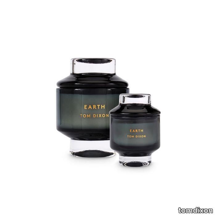 sc05e_sc06e_scent_earth_medium_large_candle.jpg