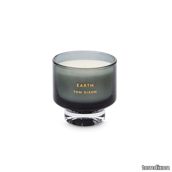 sc05e_scent_earth_medium_candle_lid_off.jpg