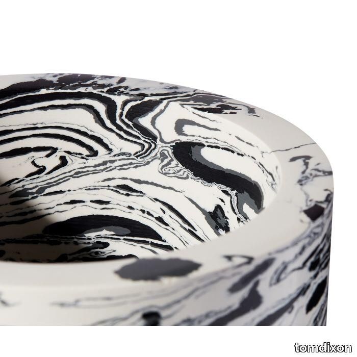 swirl_large_vase_detail_321.jpg