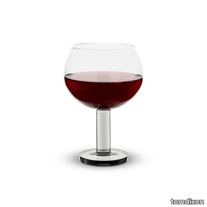 puck_ballon_glass_angle_wine_1.jpg